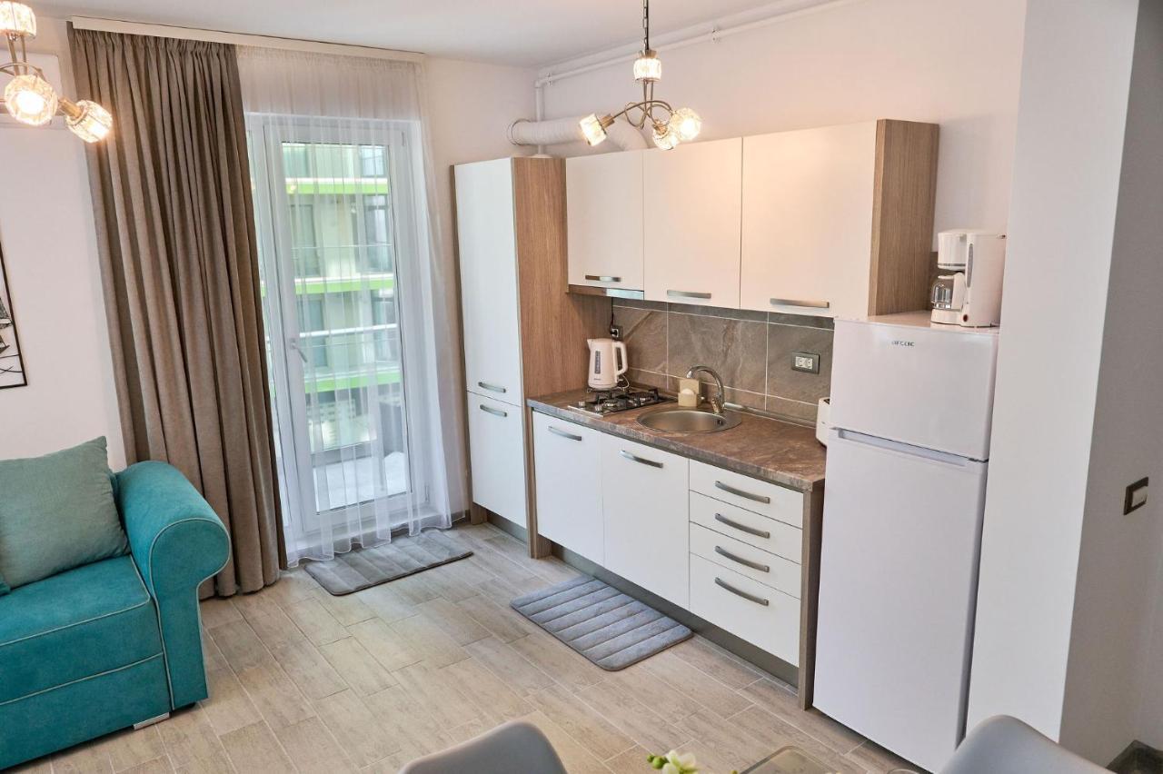 Seastar Apartment - Spa N Pools Beach Resort Mamaia Kültér fotó
